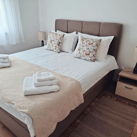 Apartman West Zen ซาเกร็บ ภายนอก รูปภาพ