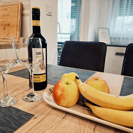 Apartman West Zen ซาเกร็บ ภายนอก รูปภาพ